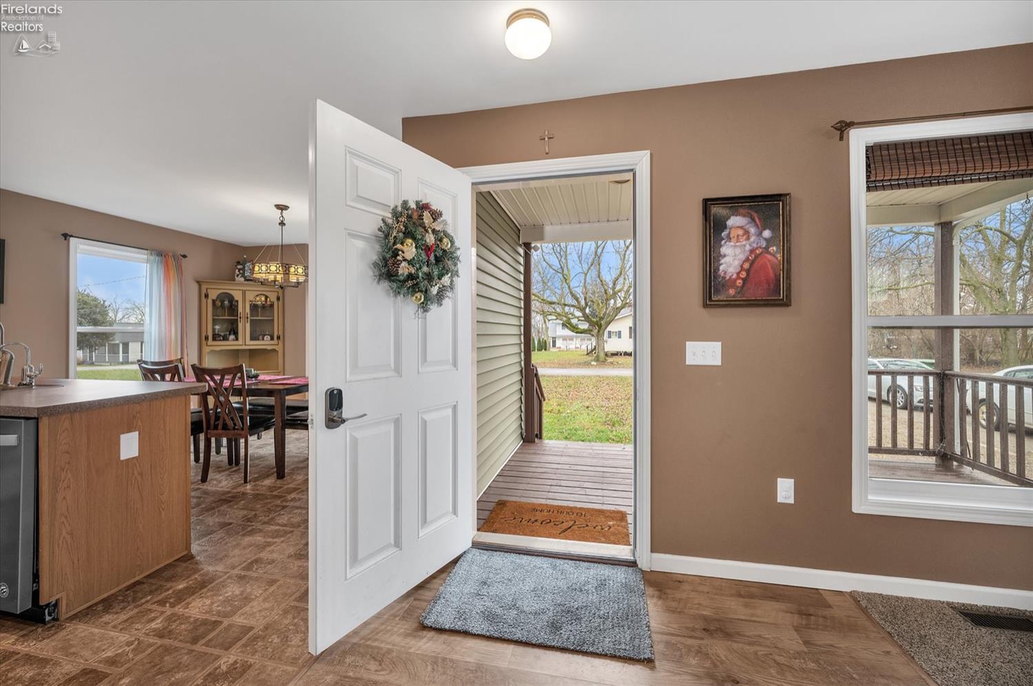 35 Chapman Road Put In Bay, OH 43456 - Photo 6 of 25 Gallery Image 6