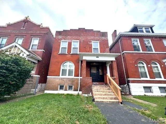 $129,900 | 3820 Greer Avenue, St. Louis, MO 63107