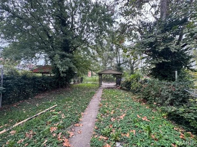 $129,900 | 3820 Greer Avenue, St. Louis, MO 63107