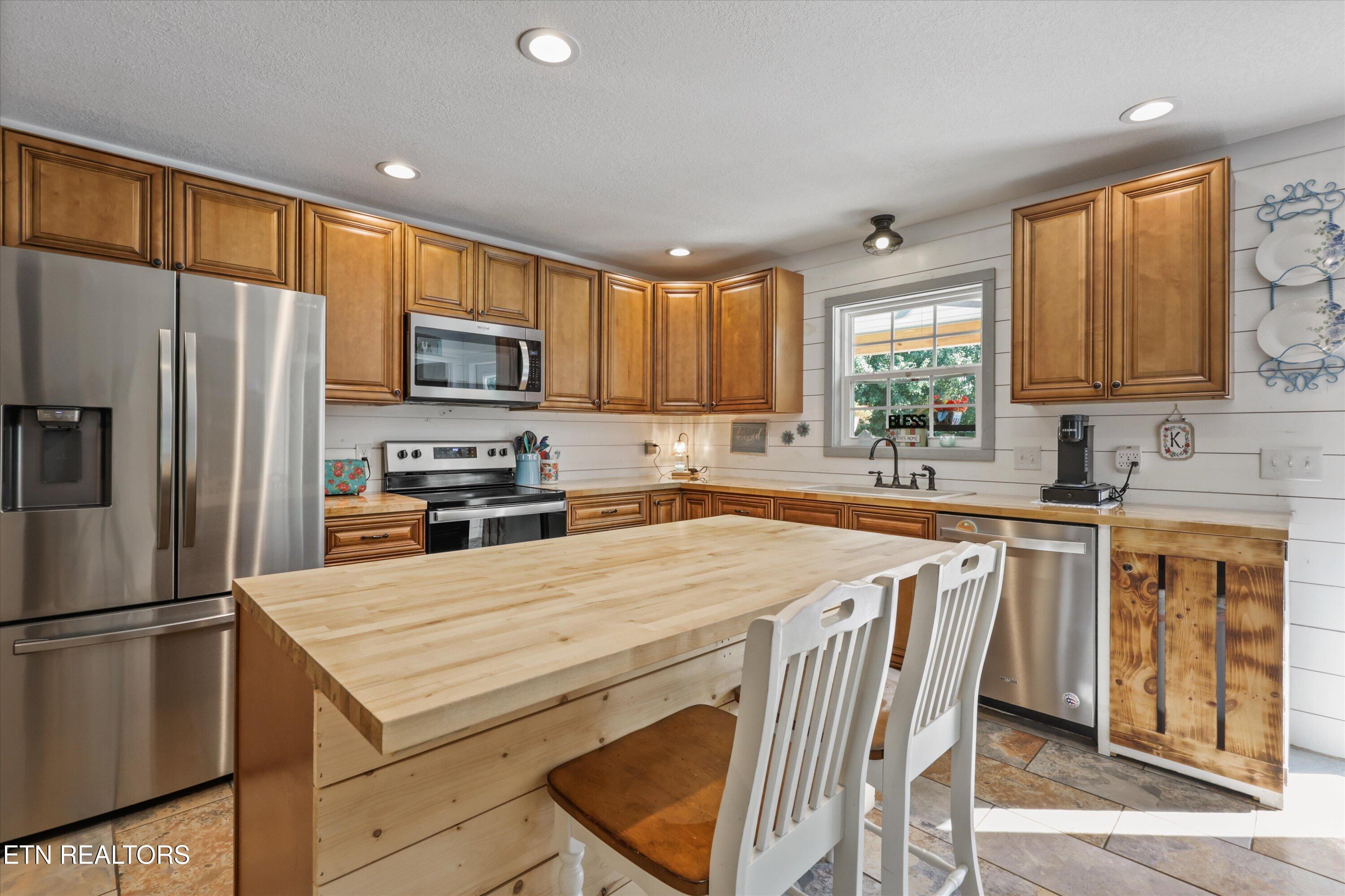1205 Johnson Road Seymour, TN 37865 - Photo 12 of 43 14-1205 Johnson Rd22