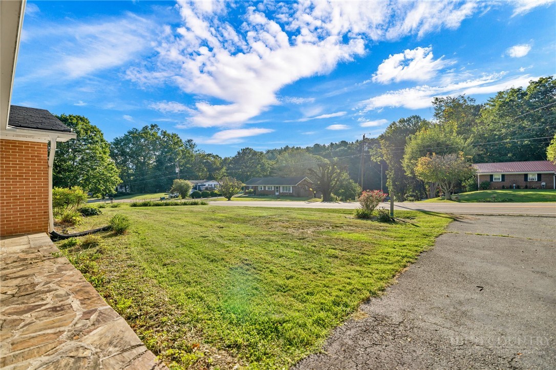 191 Greensboro Road Crumpler, NC 28617 - Photo 39 of 43 Gallery Image 39