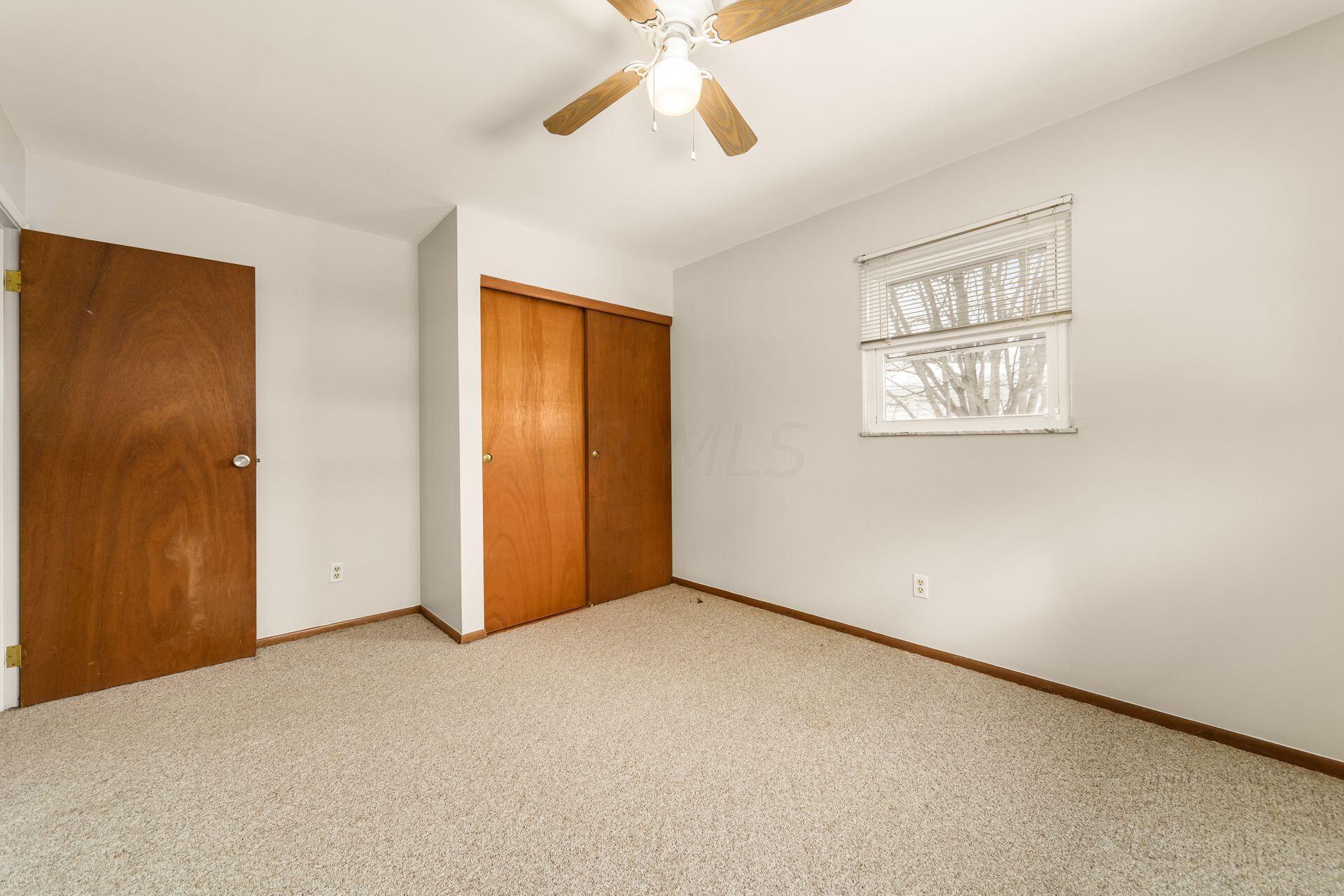 6520 Faircrest Road Columbus, OH 43229 - Photo 16 of 34 017_a08_6520 Faircrest Rd-023