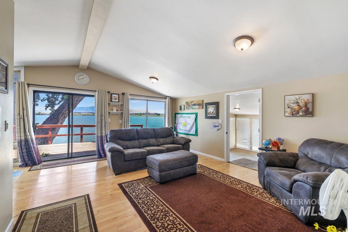 1801 Y Street Heyburn, ID 83336 - Photo 18 of 42 Living room with light wood-style flooring and a water view