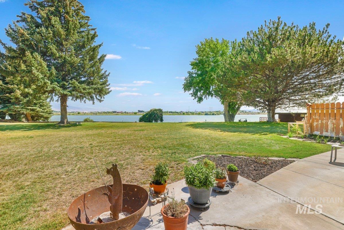 1801 Y Street Heyburn, ID 83336 - Photo 34 of 42 View of yard featuring a water view and a patio