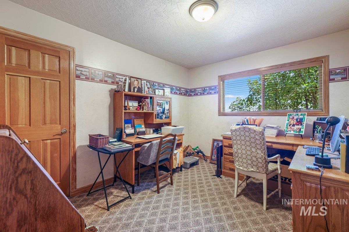 1801 Y Street Heyburn, ID 83336 - Photo 42 of 42 Office space with a textured ceiling and light carpet