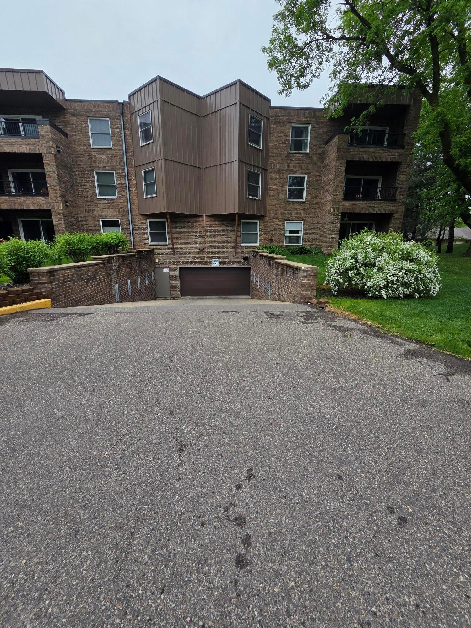 2210 Midland Grove Road, Unit 310 Roseville, MN 55113 - Photo 14 of 18