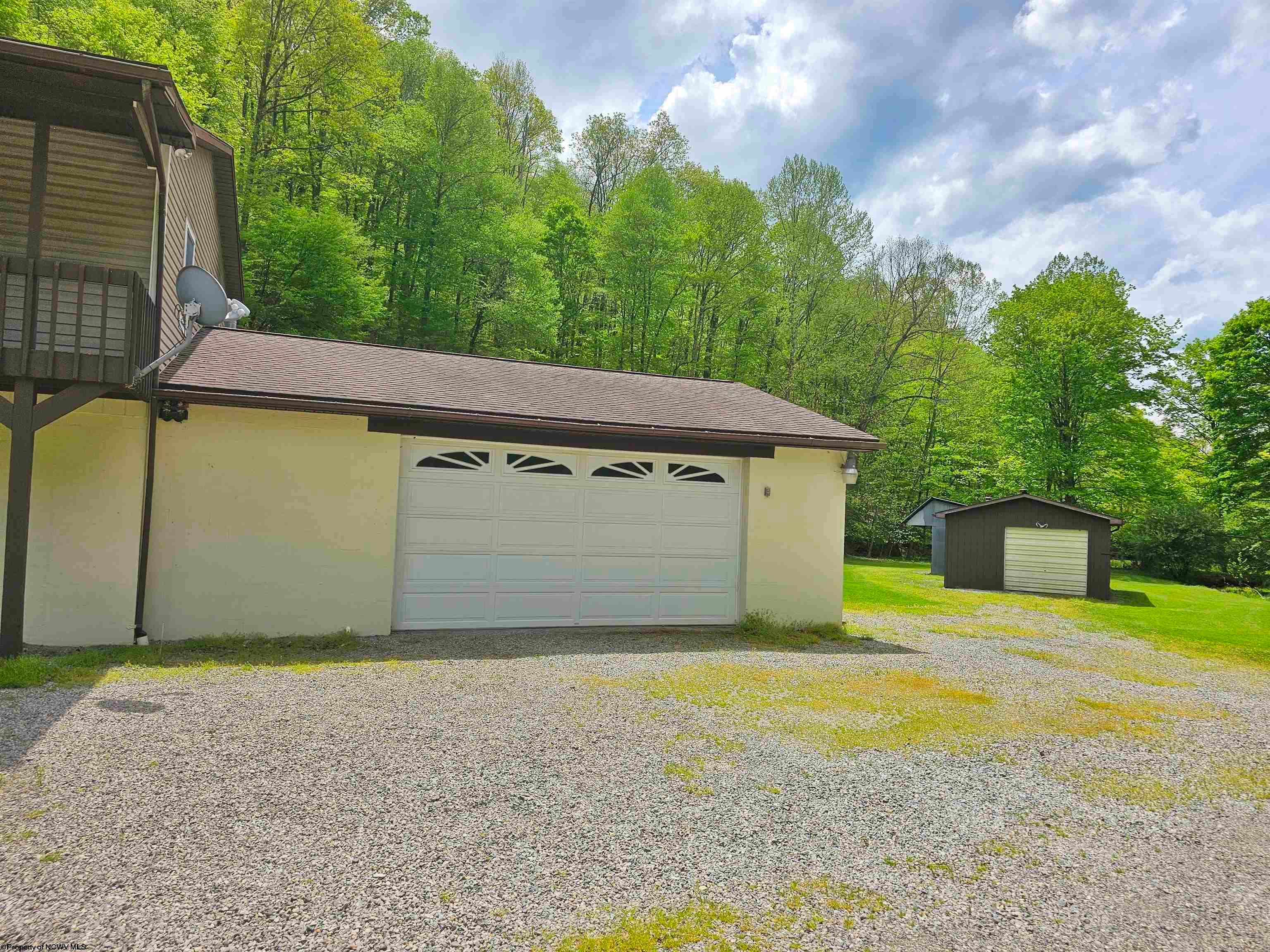 1368 Redlick Run Road New Milton, WV 26411 - Photo 30 of 33 Gallery Image 30