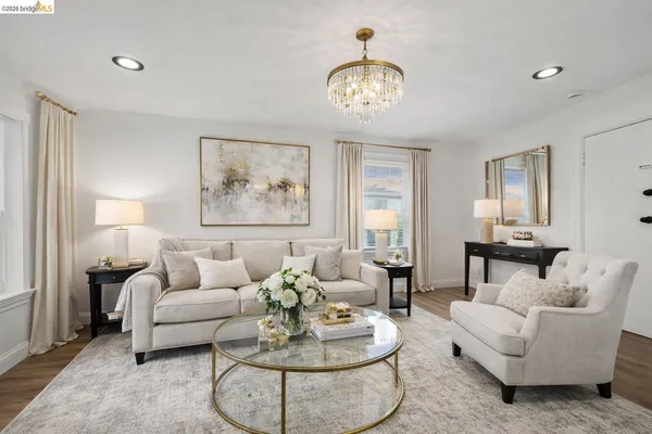 $949,000 | 2218 82nd Avenue, Oakland, CA 94605