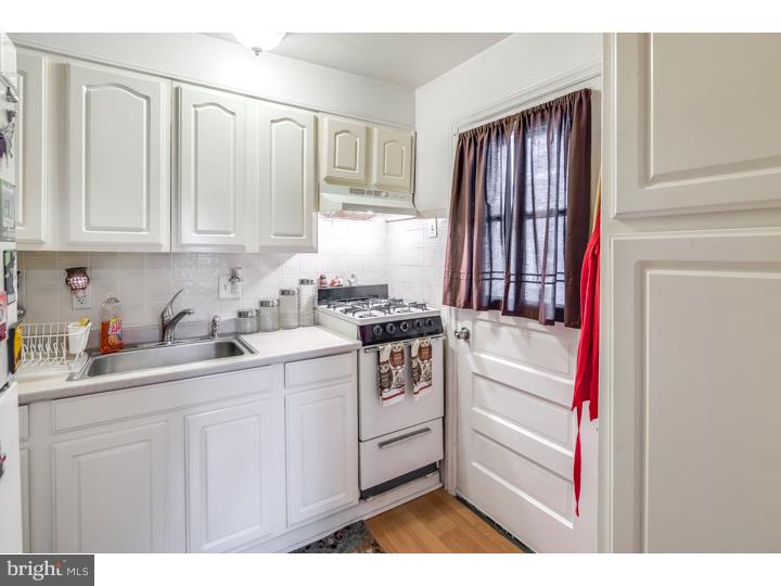 4000 Lasher Road Drexel Hill, PA 19026 - Photo 4 of 24 Unit #2