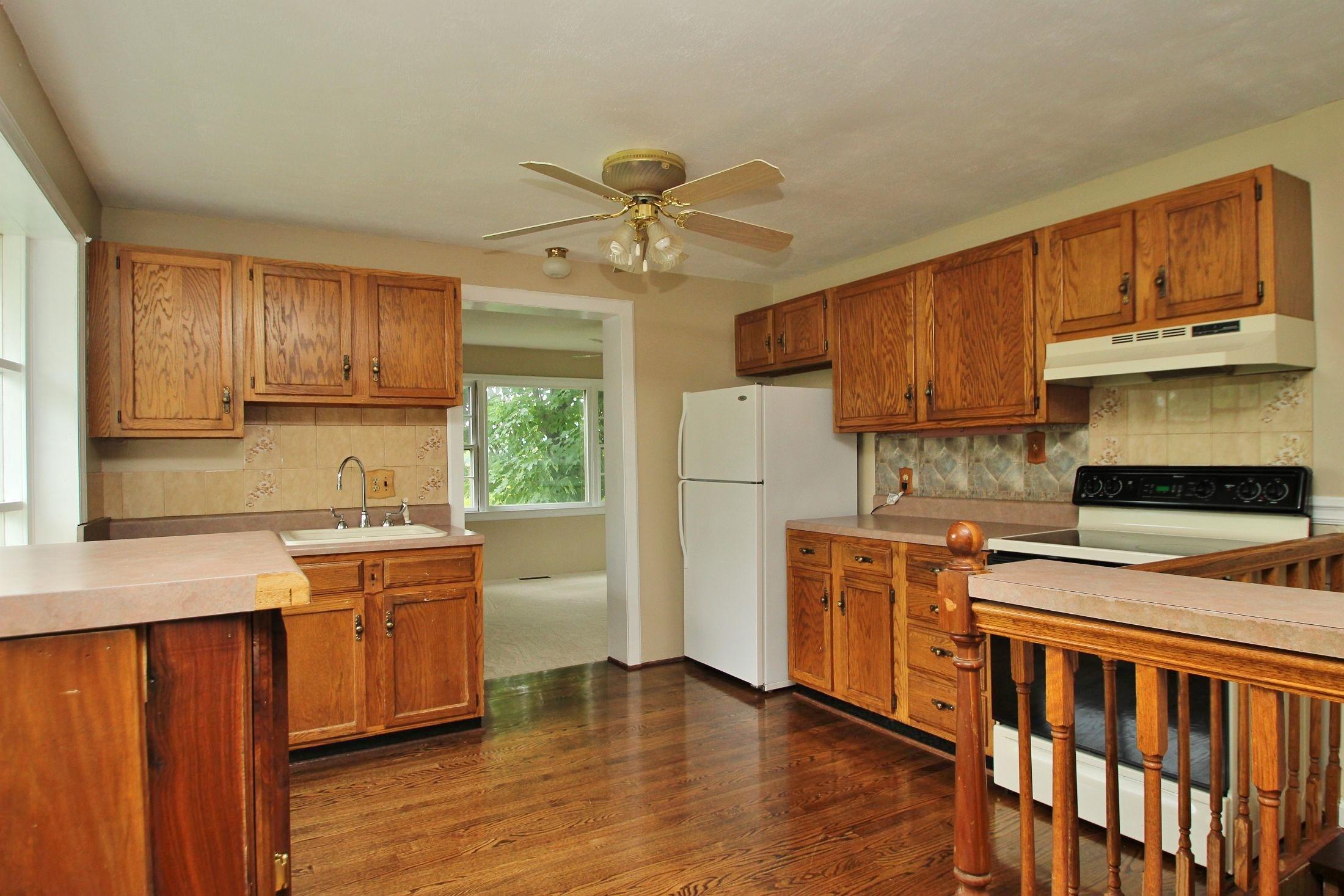 414 Boxley Road Roanoke, VA 24019 - Photo 12 of 45 img_7195
