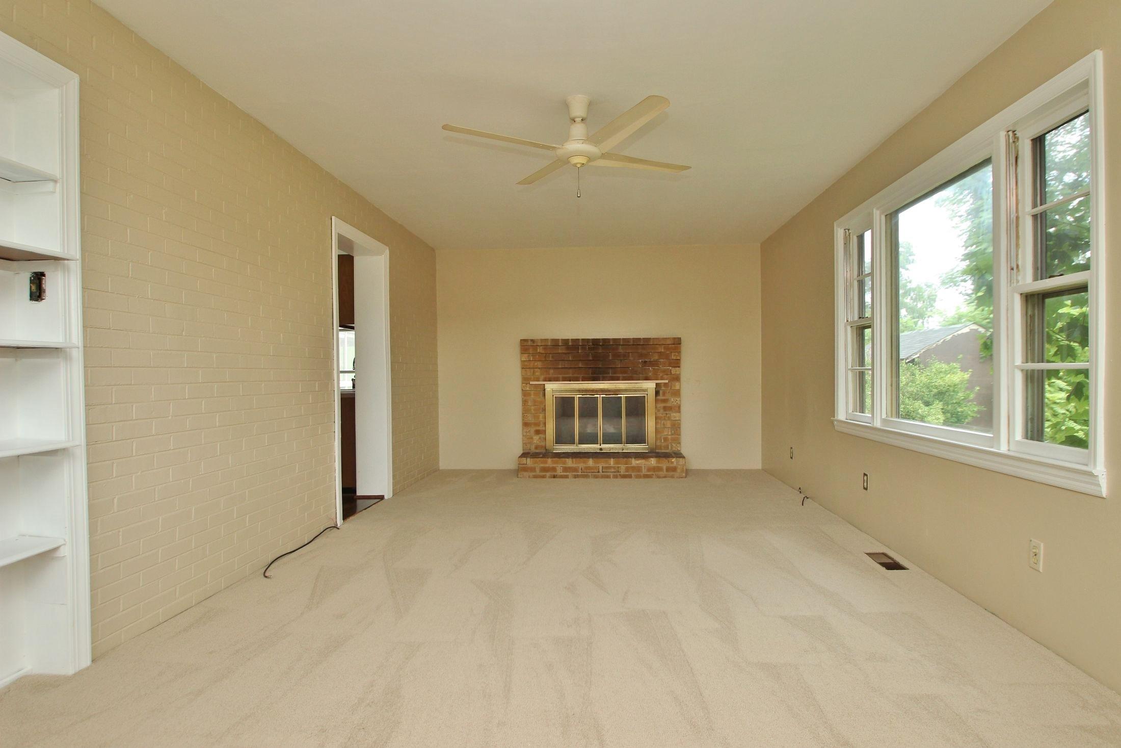 414 Boxley Road Roanoke, VA 24019 - Photo 17 of 45 img_7202