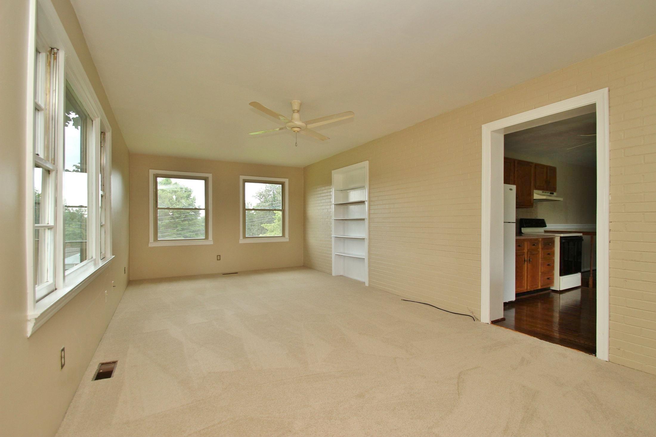 414 Boxley Road Roanoke, VA 24019 - Photo 19 of 45 img_7208