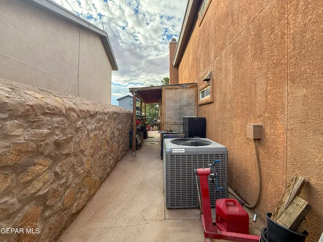 $260,000 | 14177 Spanish Point Drive, El Paso, TX 79938