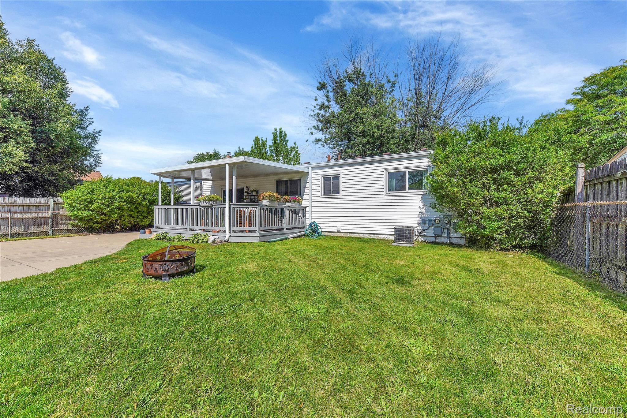 1564 Rustic Ridge Road Canton, MI 48188 - Photo 21 of 24 Spacious Backyard.jpg