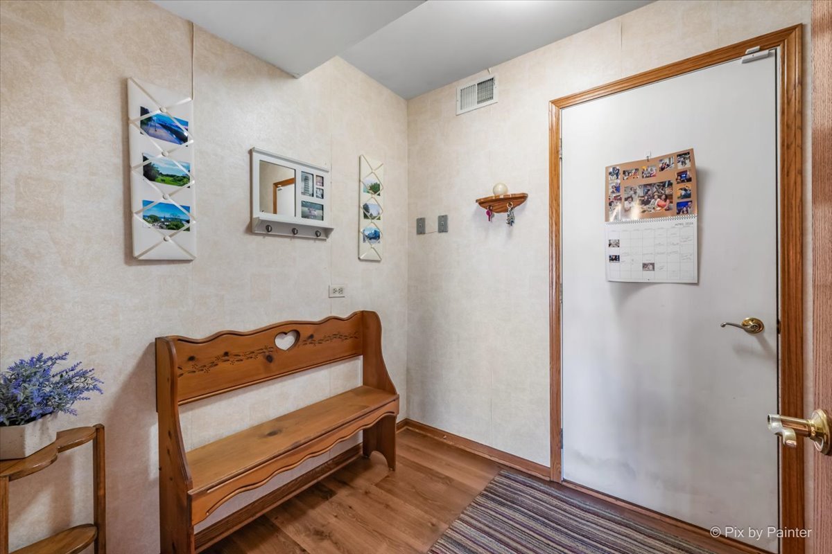 N688 Chelsea Circle Winfield, IL 60190 - Photo 15 of 40