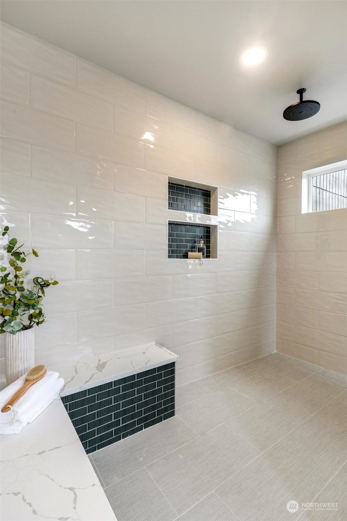 10032 Northeast 196th Place Bothell, WA 98011 - Photo 29 of 39 Gallery Image 29