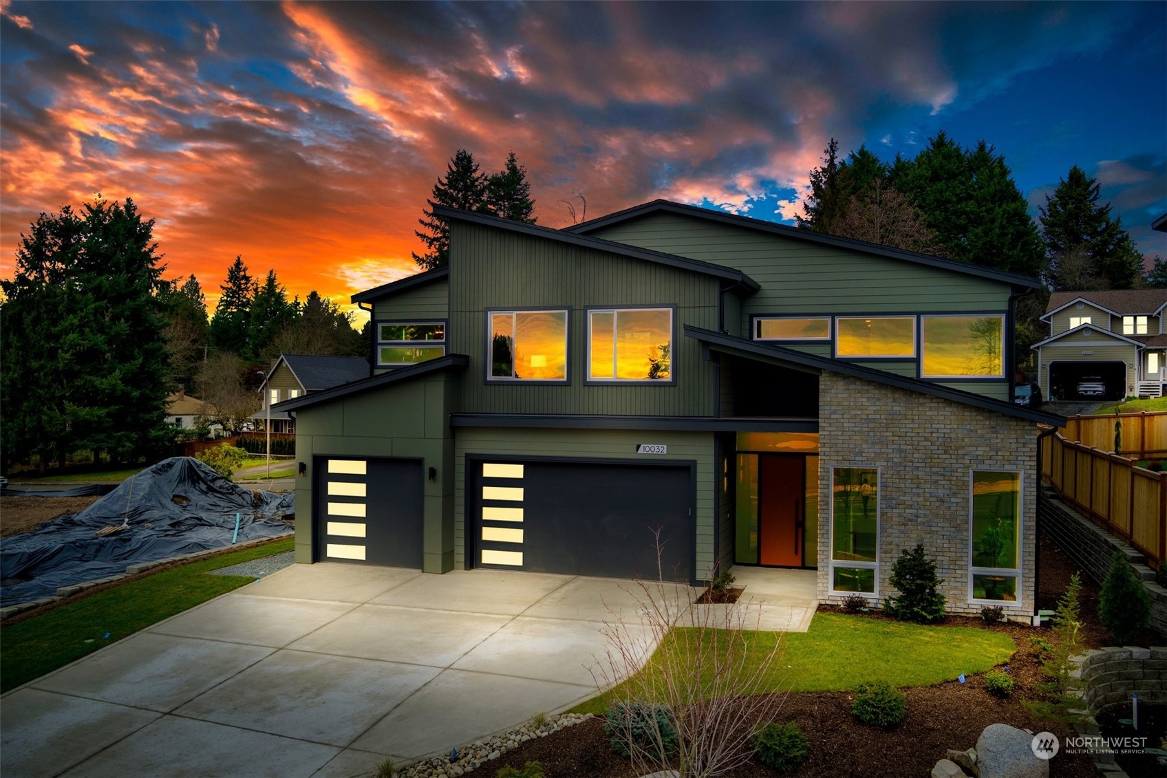 10032 Northeast 196th Place Bothell, WA 98011 - Photo 3 of 39 Gallery Image 3