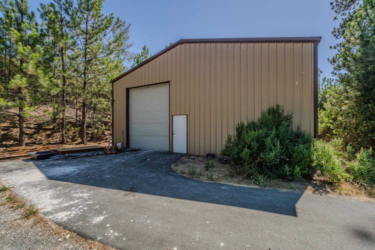 6240 Michel Road Mountain Ranch, CA 95246 - Photo 31 of 92