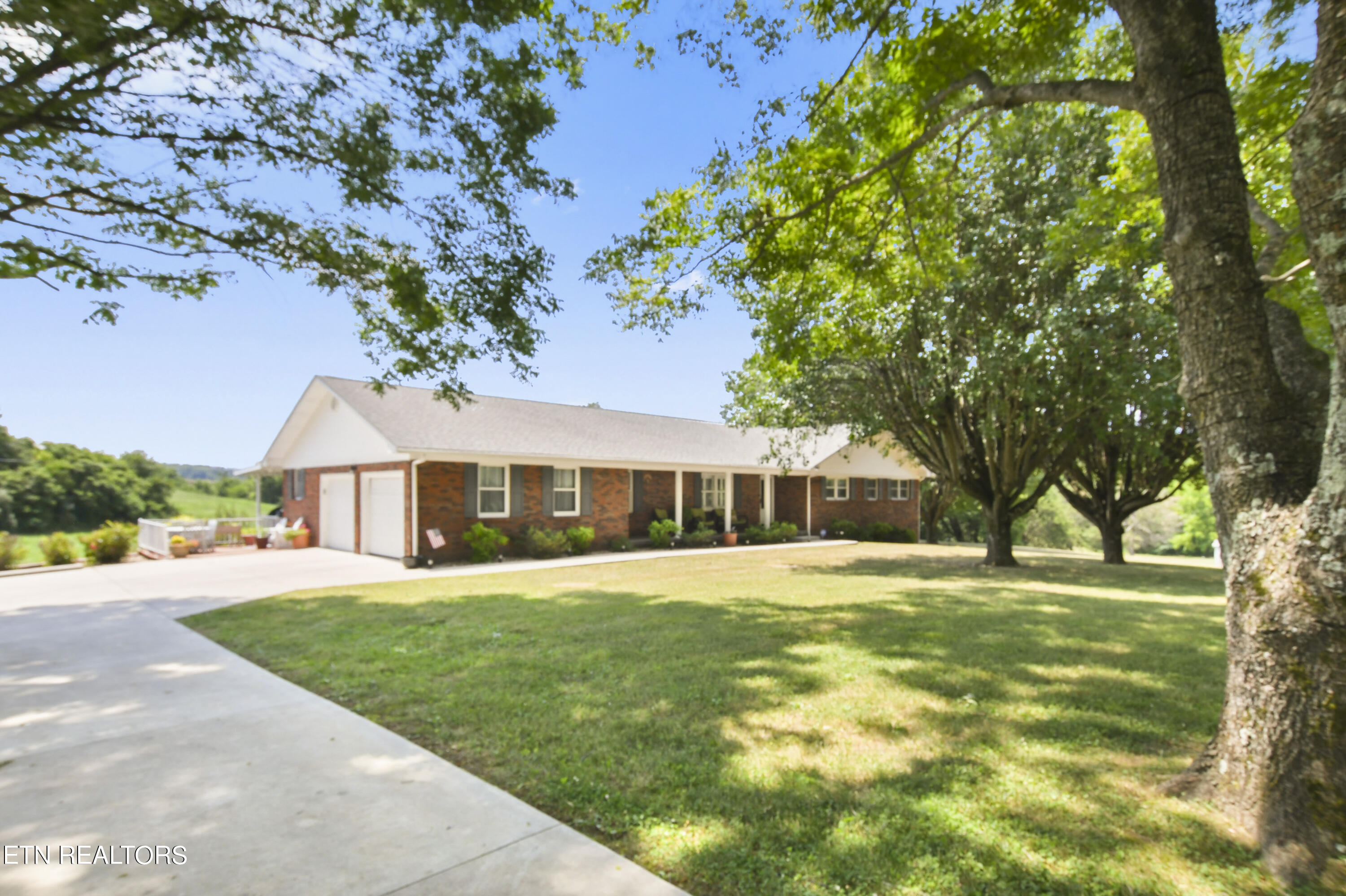 946 Cross Valley Road La Follette, TN 37766 - Photo 54 of 59 DSC_2665_1