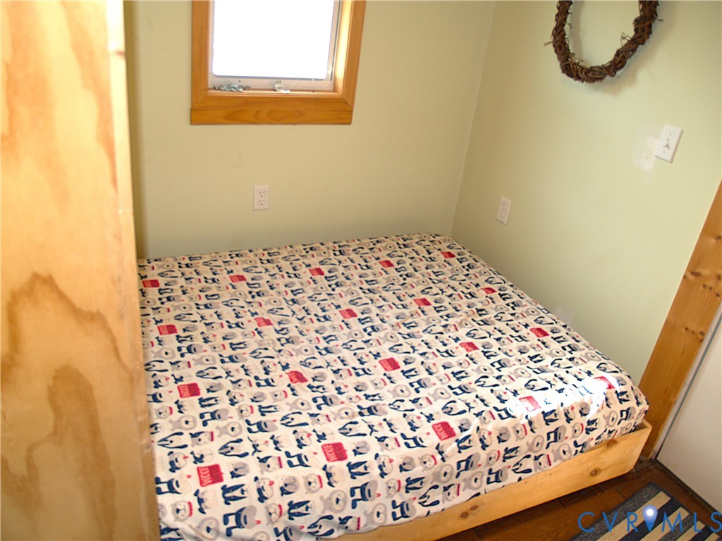 8020 Foxwell Road Providence Forge, VA 23140 - Photo 8 of 15 a close up of a curtain