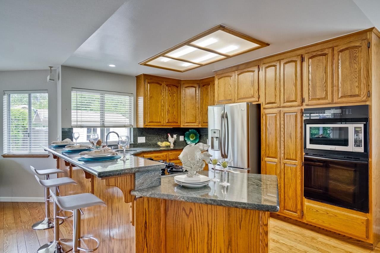 7485 Prospect Road Cupertino, CA 95014 - Photo 17 of 50 Gallery Image 17