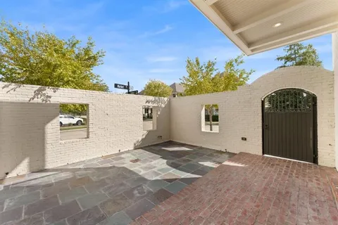 $689,000 | 2050 Jabez Drive, Lake Charles, LA 70601