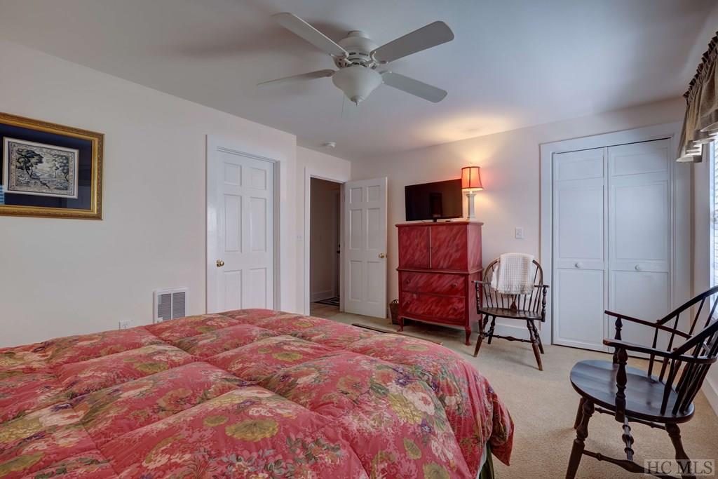 101 Whiteside Cove Road Highlands, NC 28741 - Photo 15 of 17 Gallery Image 15