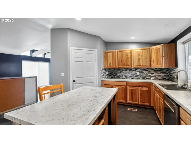 $349,000 | 4965 Arrowood Court Southeast, Salem, OR 97317