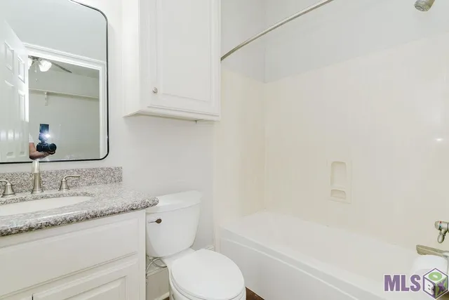 $849,900 | 25640 4-H Club Road, Denham Springs, LA 70726