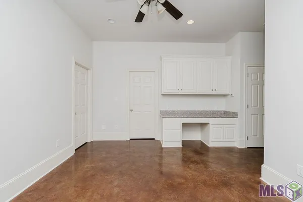 $835,000 | 25640 4-H Club Road, Denham Springs, LA 70726