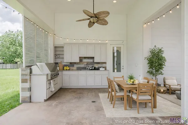 $820,000 | 25640 4-H Club Road, Denham Springs, LA 70726