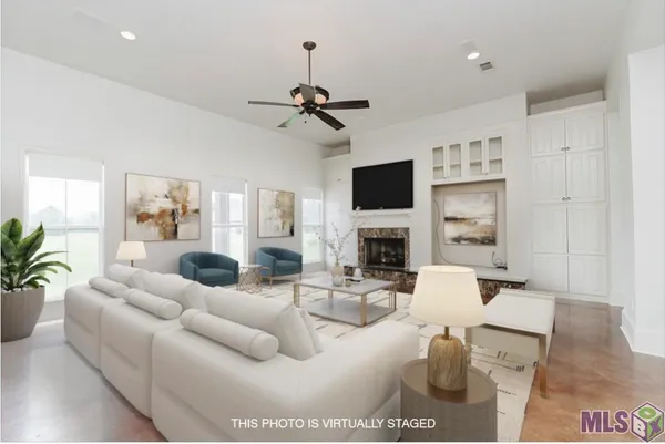 $820,000 | 25640 4-H Club Road, Denham Springs, LA 70726