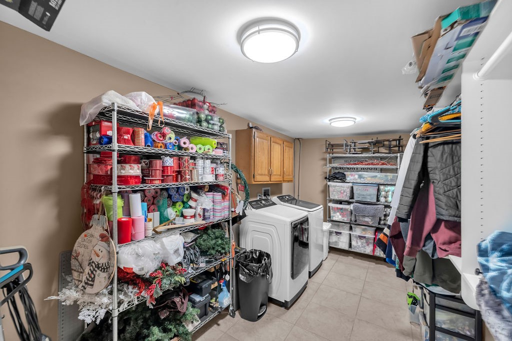 1909 Shore Oak Drive Decatur, IL 62521 - Photo 41 of 48 Gallery Image 41