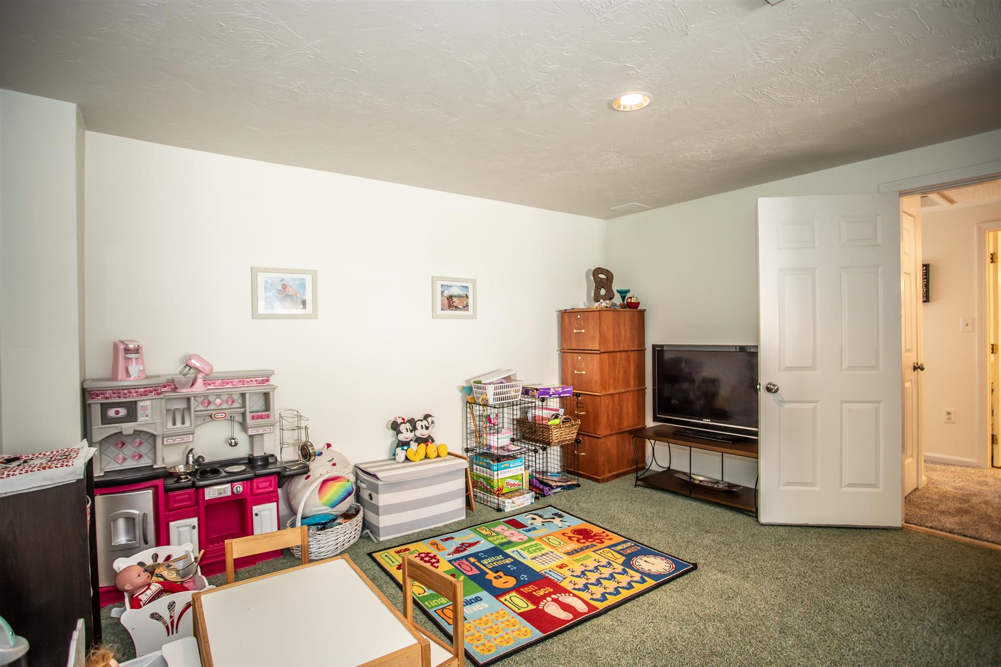 27 Long Hill Road Peterborough, NH 03458 - Photo 38 of 40 Gallery Image 38
