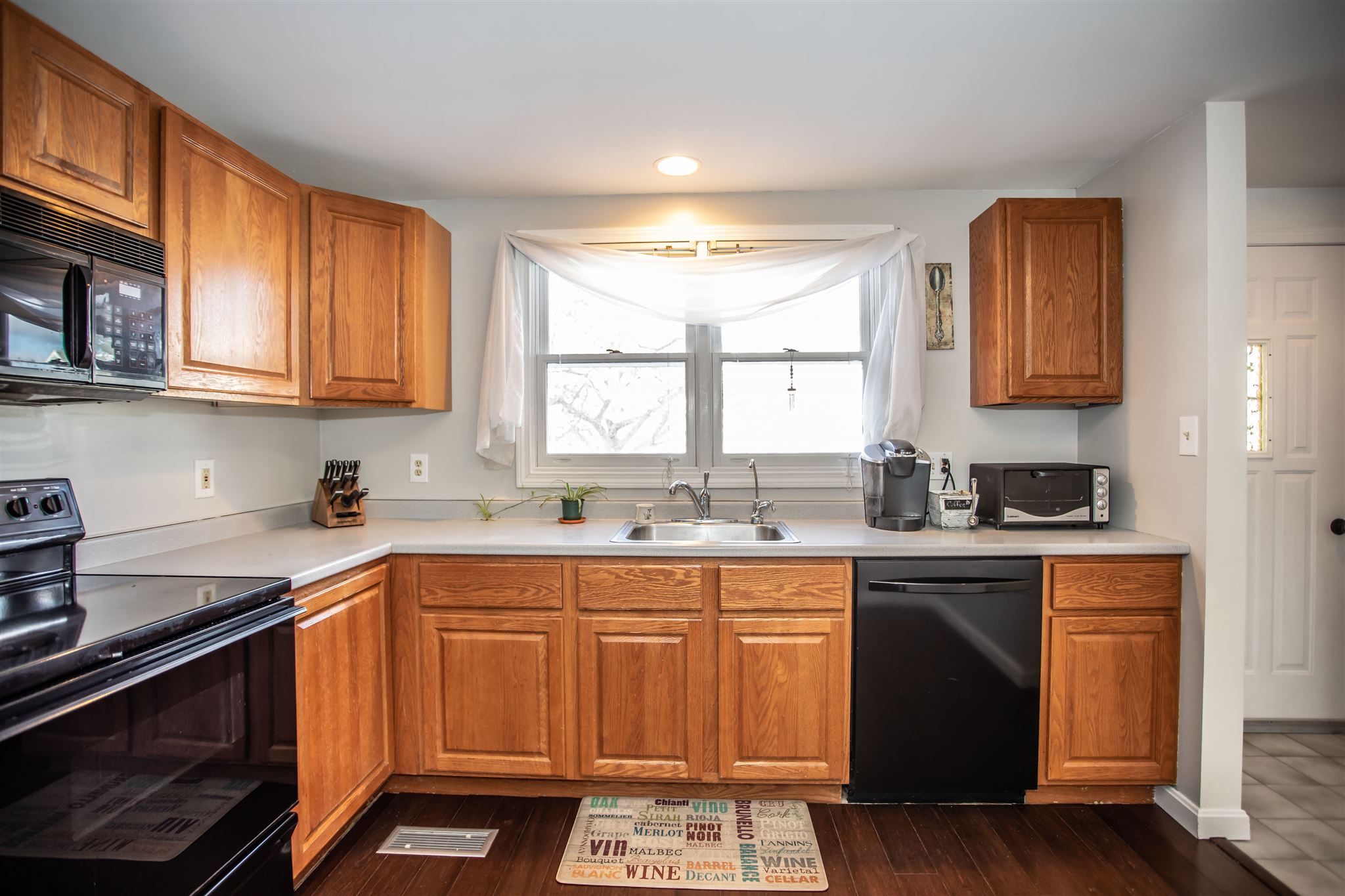 27 Long Hill Road Peterborough, NH 03458 - Photo 8 of 40 Gallery Image 8