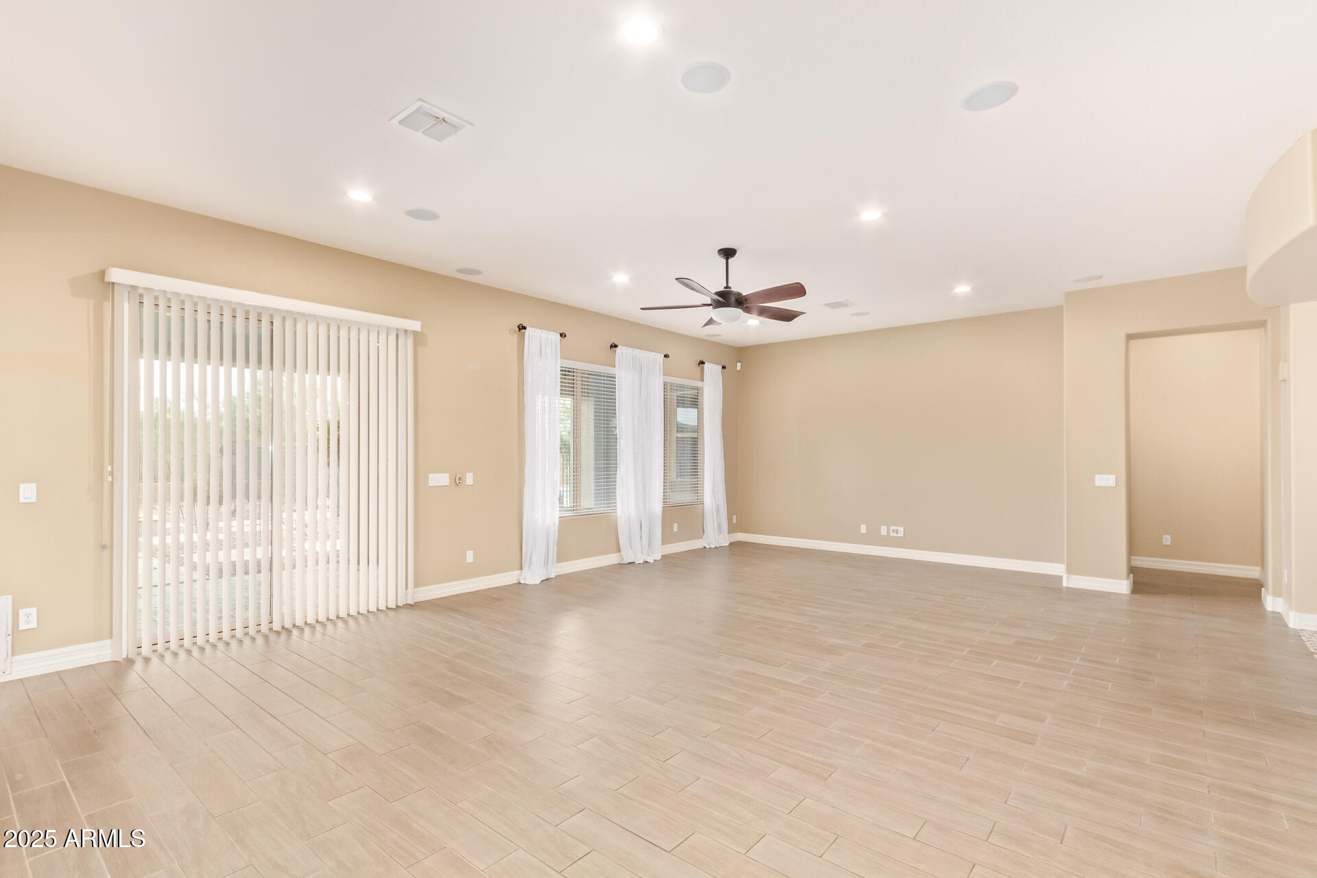 19318 Walnut Road Queen Creek, AZ 85142 - Photo 11 of 66 11 - Walnut