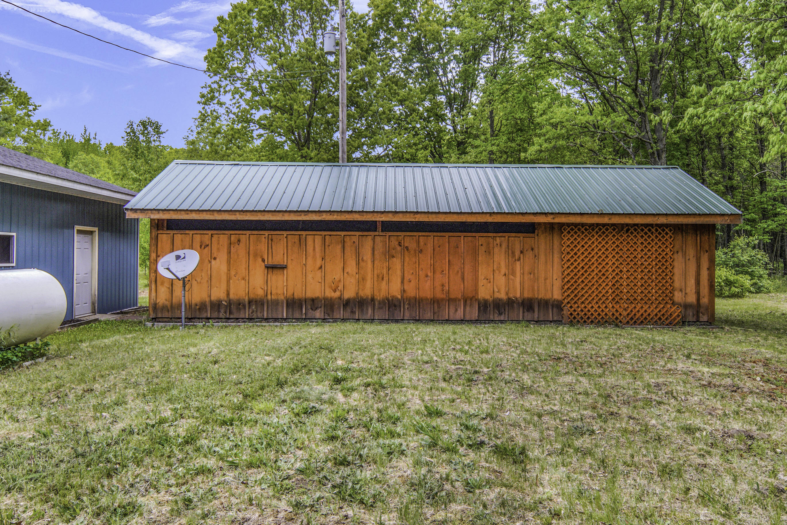 10658 Federal Road Howard City, MI 49329 - Photo 29 of 33 DSC03913