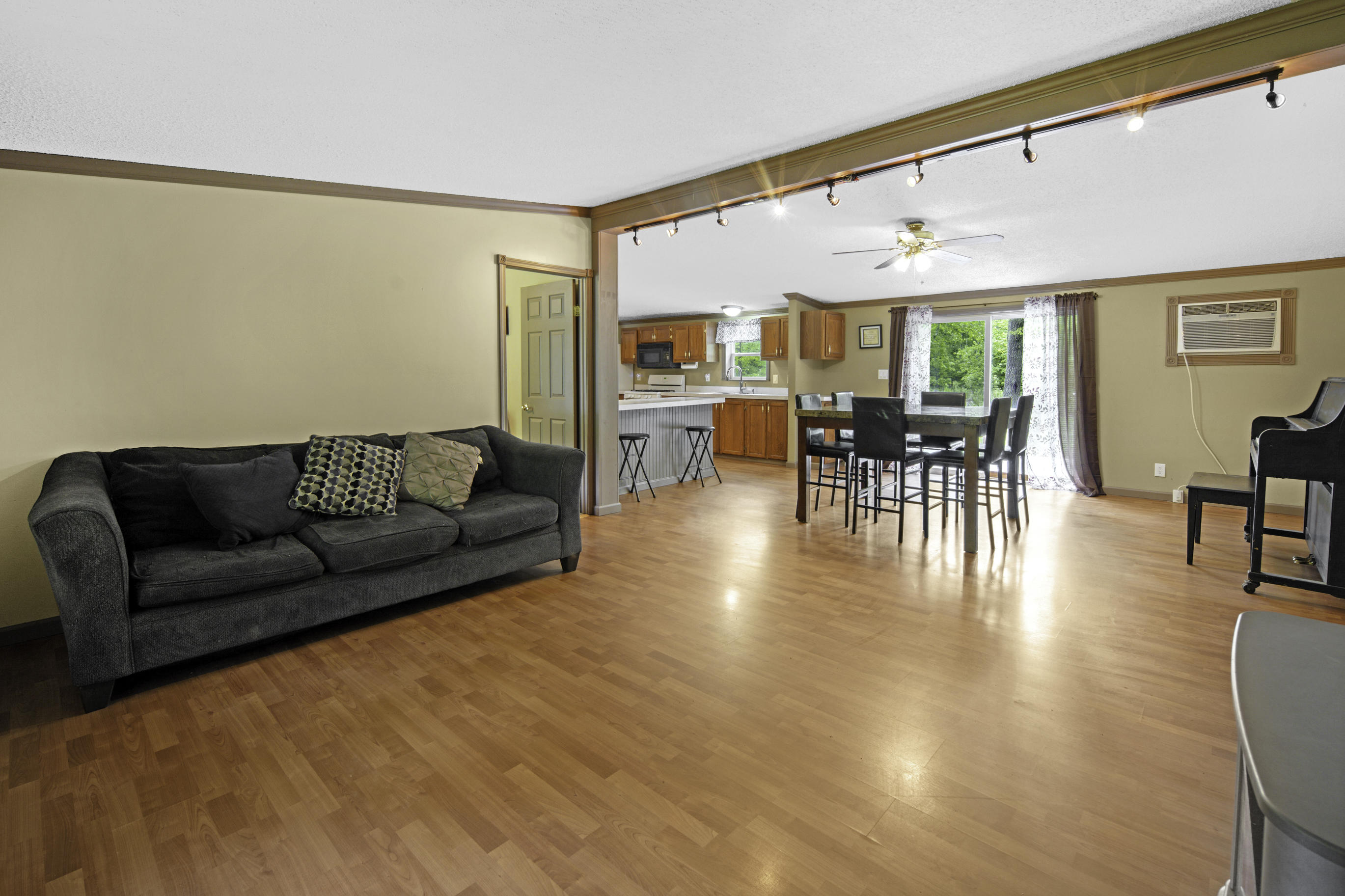 10658 Federal Road Howard City, MI 49329 - Photo 7 of 33 DSC03897_8_9