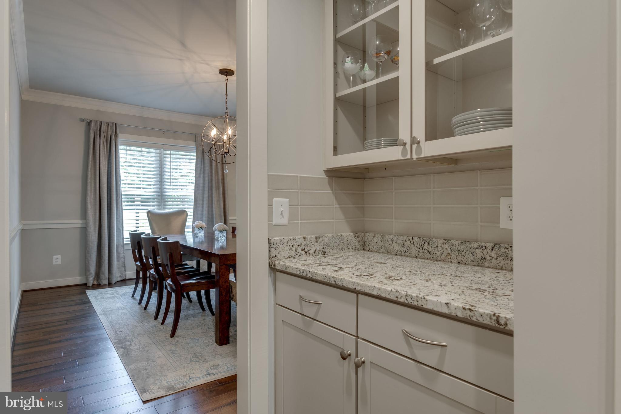 14524 Lightner Road Haymarket, VA 20169 - Photo 11 of 78 Butlers Pantry