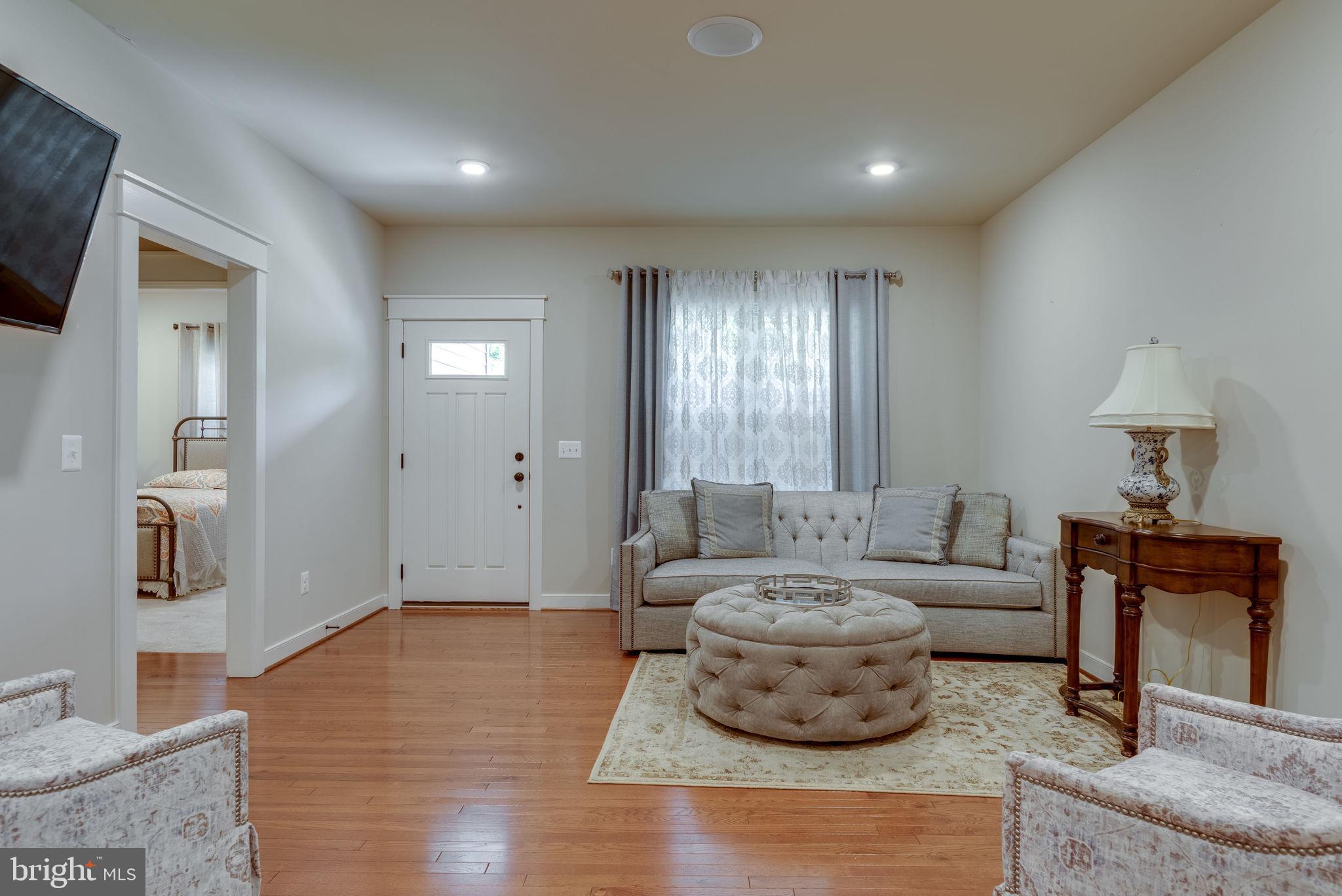 14524 Lightner Road Haymarket, VA 20169 - Photo 34 of 78 In Law Suite Living Room