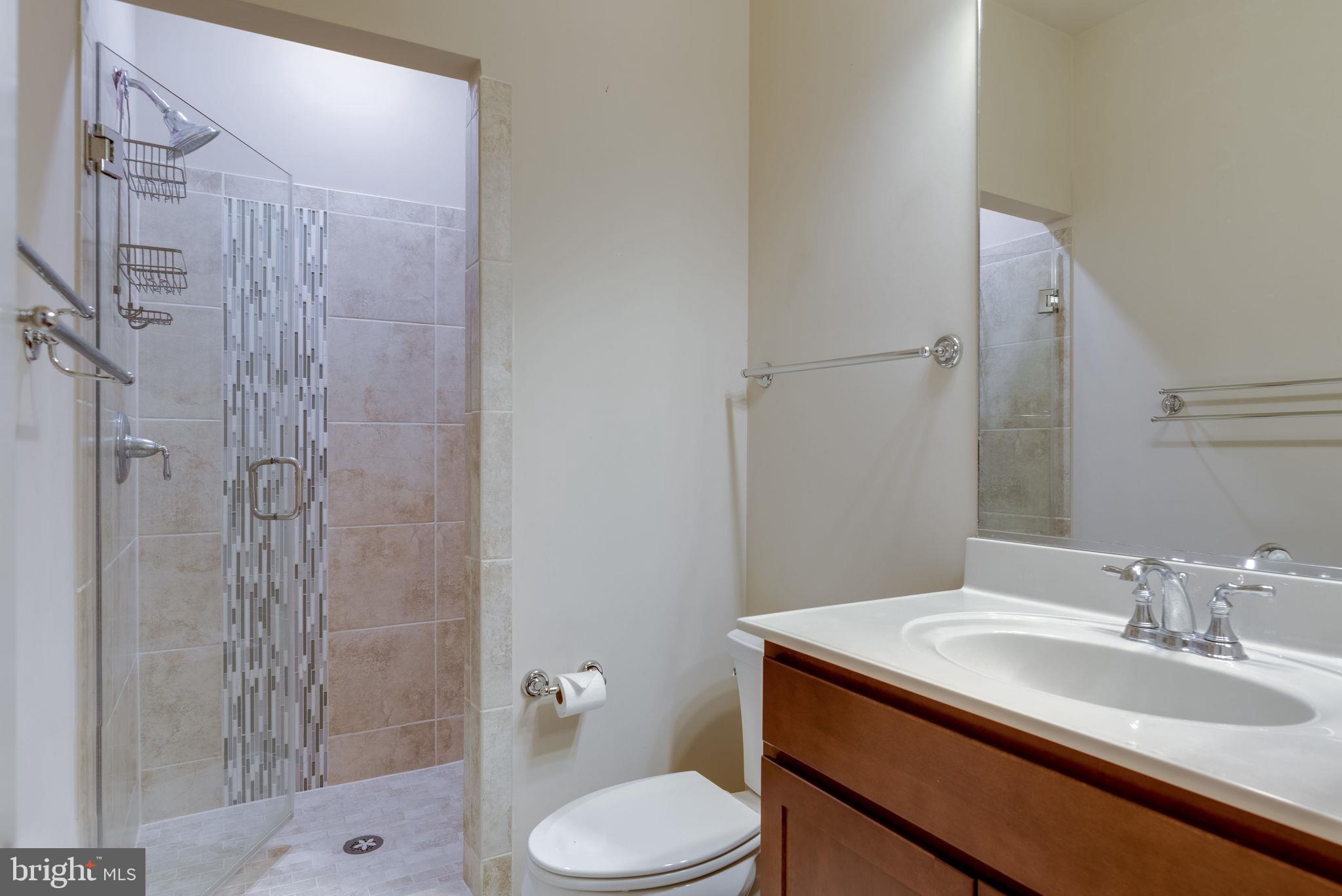 14524 Lightner Road Haymarket, VA 20169 - Photo 44 of 78 In Law Suite Master Bathroom