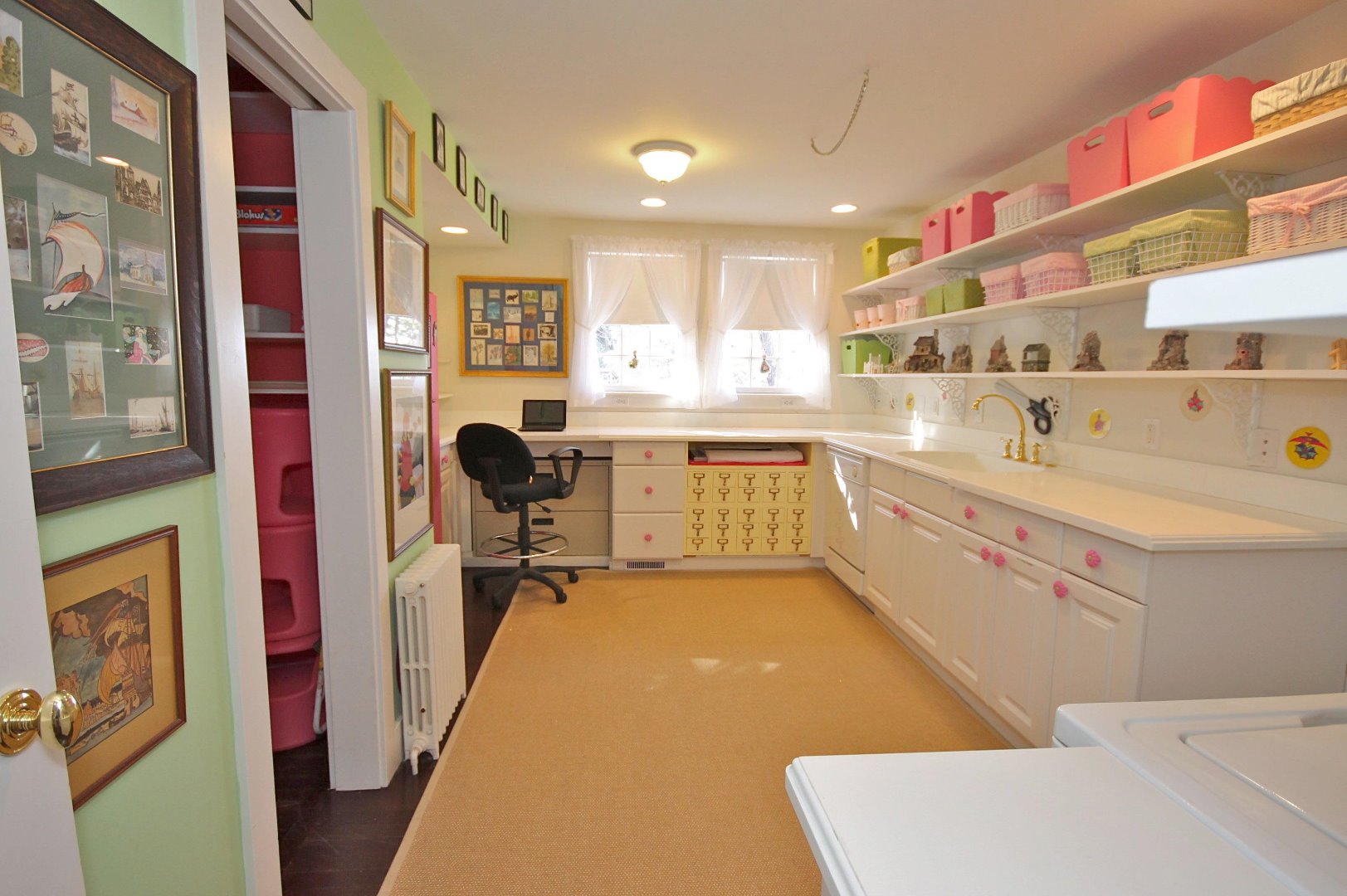 9 Fowler Avenue Edgartown, MA 02539 - Photo 17 of 28 a large white kitchen with a large window