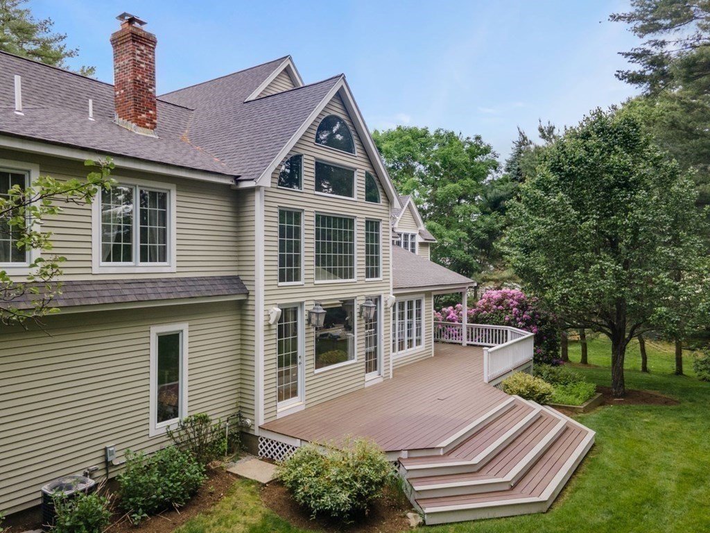 40 Draper Road Dover, MA 02030 - Photo 5 of 34 Gallery Image 5