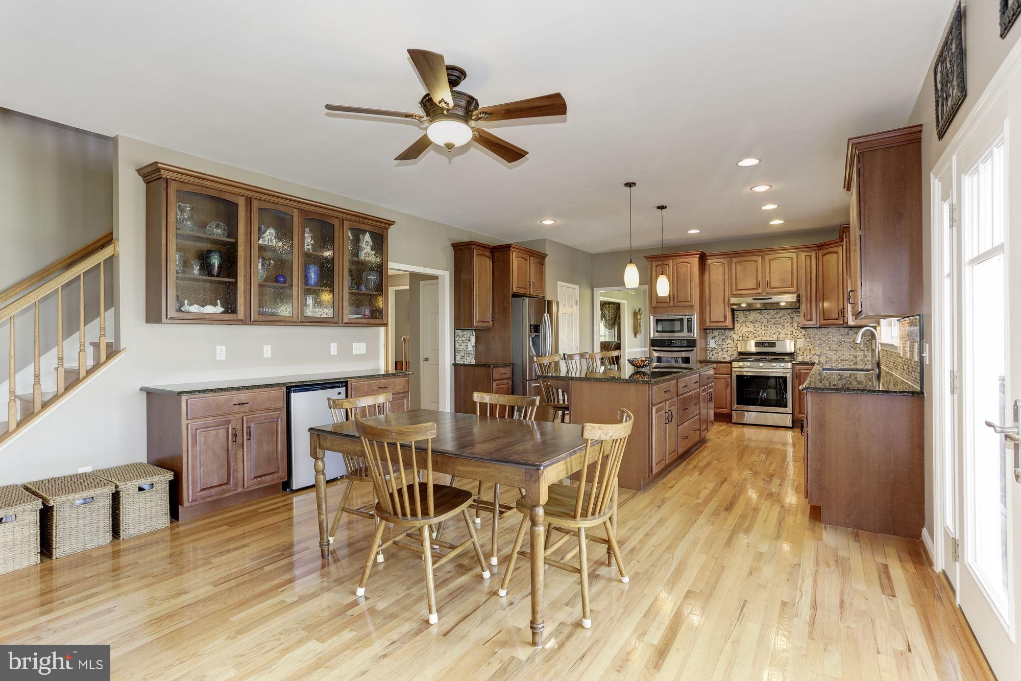 153 Likes Road Edgewater, MD 21037 - Photo 15 of 29 Dining Room