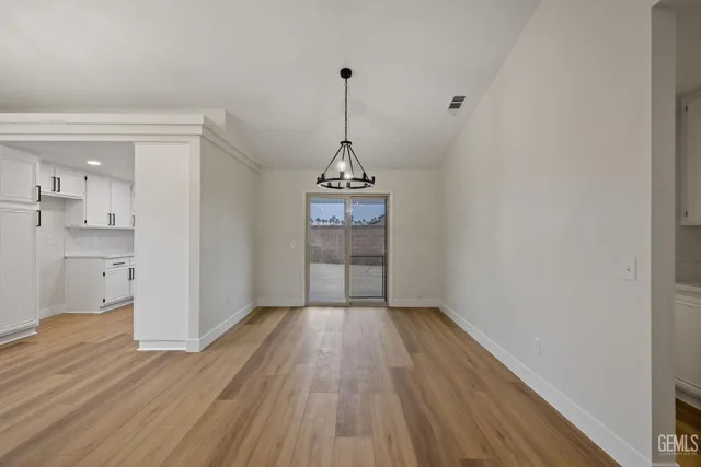 $399,900 | Undisclosed Address, Bakersfield, CA 93313