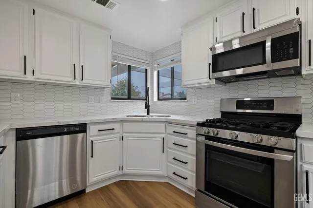 $399,900 | Undisclosed Address, Bakersfield, CA 93313