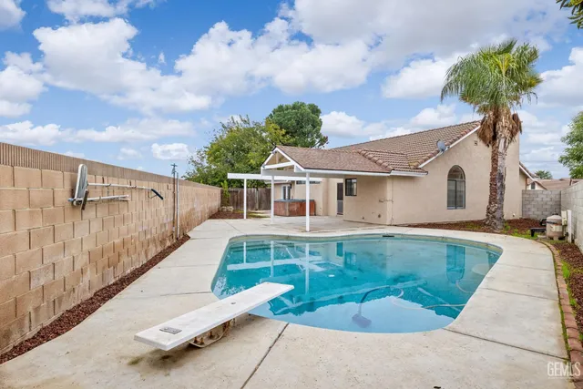 $399,900 | Undisclosed Address, Bakersfield, CA 93313