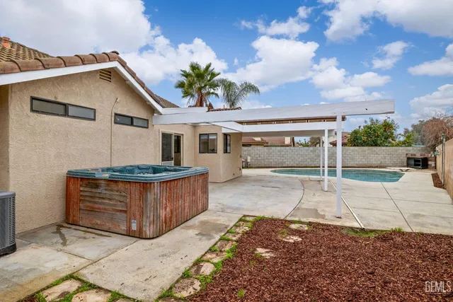 $399,900 | Undisclosed Address, Bakersfield, CA 93313