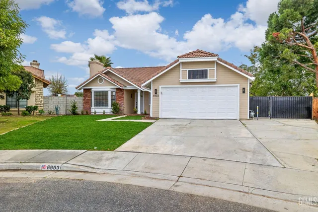 $399,900 | Undisclosed Address, Bakersfield, CA 93313