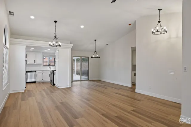 $399,900 | Undisclosed Address, Bakersfield, CA 93313